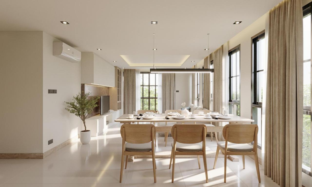 Leon Lasalle Hotel And Residences Bangkok Esterno foto
