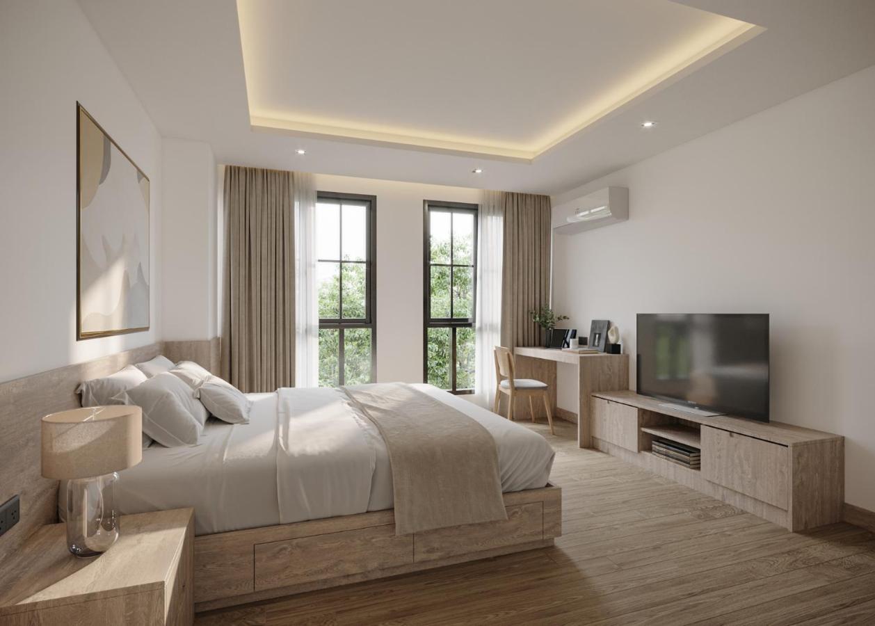 Leon Lasalle Hotel And Residences Bangkok Esterno foto