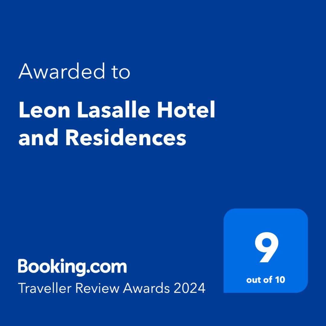 Leon Lasalle Hotel And Residences Bangkok Esterno foto